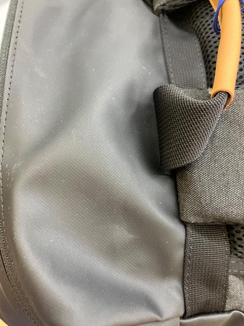 ZERO HALLIBURTON（ゼロ ハリバートン）ZERO HALLIBURTON (ゼロ ハリバートン) リュック グレーの古着・服飾アイテム