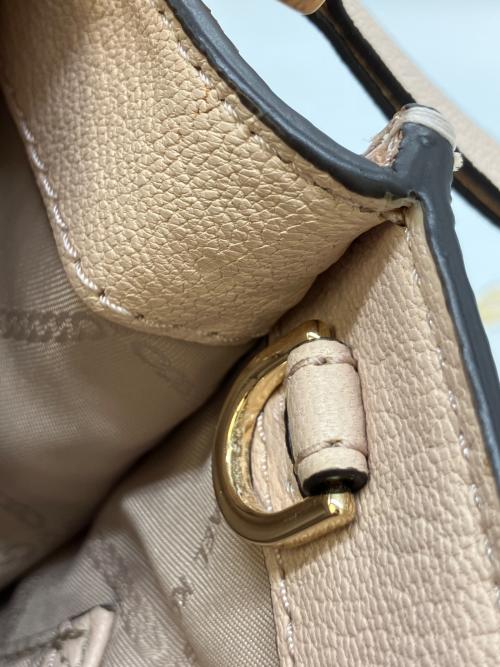 MICHAEL KORS（マイケルコース）MICHAEL KORS (マイケルコース) 2WAYショルダーバッグ ピンクの古着・服飾アイテム