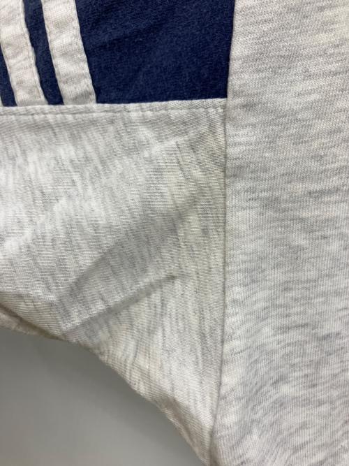 adidas Originals（アディダスオリジナル）adidas originals (アディダスオリジナル) 半袖カットソー グレー×ネイビー サイズ:Lの古着・服飾アイテム