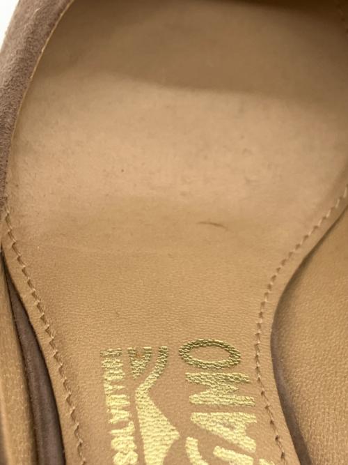 Salvatore Ferragamo（サルヴァトーレ フェラガモ）Salvatore Ferragamo (サルヴァトーレ フェラガモ) ハイヒールパンプス ブラウン サイズ:5の古着・服飾アイテム