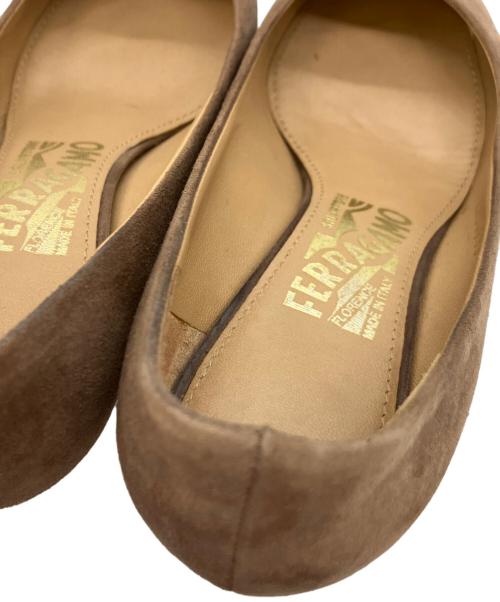Salvatore Ferragamo（サルヴァトーレ フェラガモ）Salvatore Ferragamo (サルヴァトーレ フェラガモ) ハイヒールパンプス ブラウン サイズ:5の古着・服飾アイテム