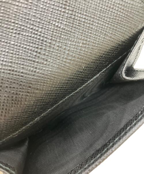 PRADA（プラダ）PRADA (プラダ) コンパクトウォレット ブラックの古着・服飾アイテム