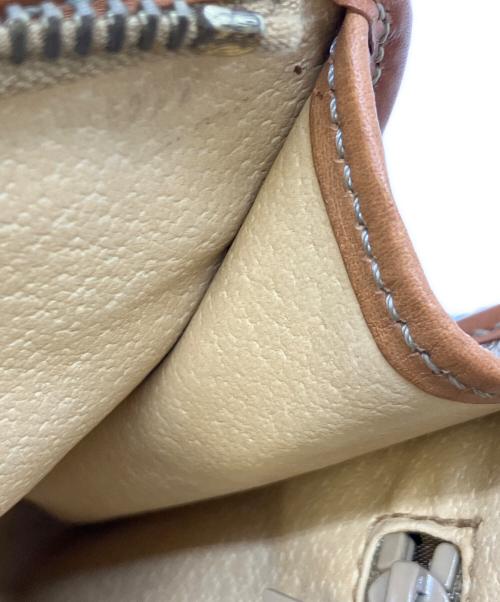 CELINE（セリーヌ）CELINE (セリーヌ) クラッチバッグ ベージュの古着・服飾アイテム