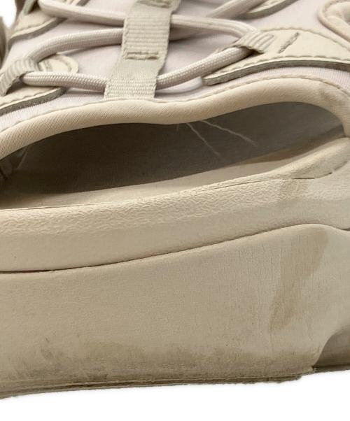 NIKE（ナイキ）NIKE (ナイキ) サンダル ベージュ サイズ:24の古着・服飾アイテム