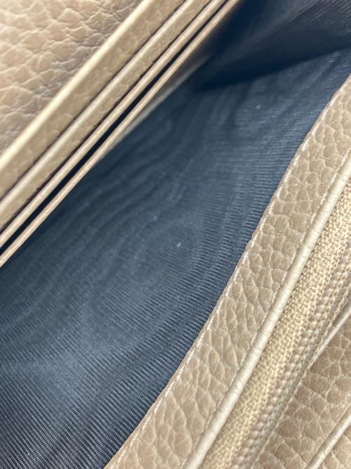 GUCCI（グッチ）GUCCI (グッチ) 長財布 ベージュの古着・服飾アイテム