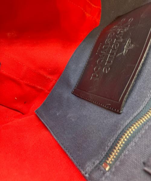 Vivienne Westwood（ヴィヴィアンウエストウッド）Vivienne Westwood (ヴィヴィアンウエストウッド) トートバッグ レッド×ネイビーの古着・服飾アイテム