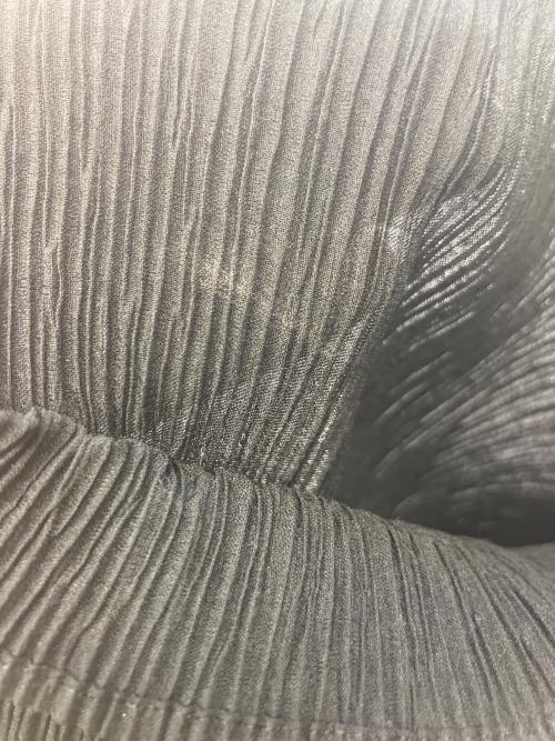 ISSEY MIYAKE（イッセイミヤケ）ISSEY MIYAKE (イッセイミヤケ) 長袖ワンピース ブラック サイズ:Mの古着・服飾アイテム