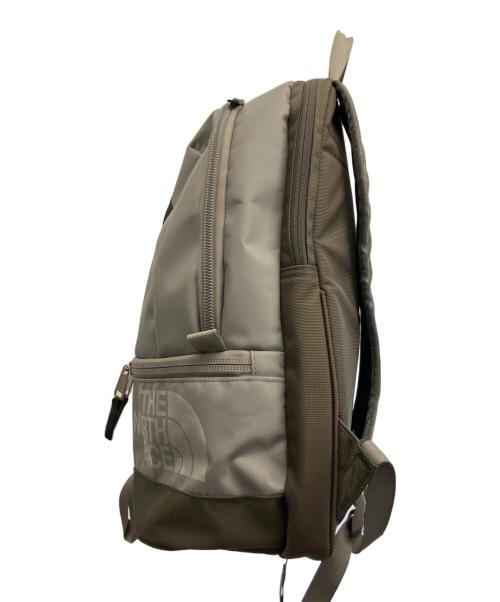 THE NORTH FACE（ザ ノース フェイス）THE NORTH FACE (ザ ノース フェイス) リュック グレー×グリーンの古着・服飾アイテム