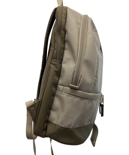 THE NORTH FACE（ザ ノース フェイス）THE NORTH FACE (ザ ノース フェイス) リュック グレー×グリーンの古着・服飾アイテム