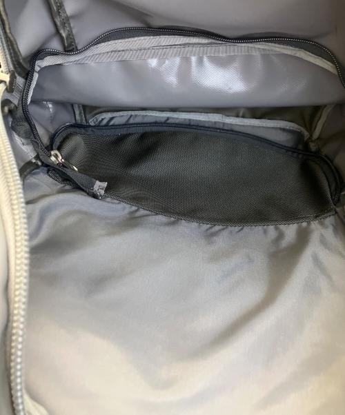 THE NORTH FACE（ザ ノース フェイス）THE NORTH FACE (ザ ノース フェイス) リュック グレー×グリーンの古着・服飾アイテム