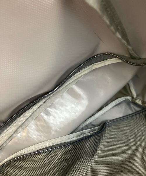 THE NORTH FACE（ザ ノース フェイス）THE NORTH FACE (ザ ノース フェイス) リュック グレー×グリーンの古着・服飾アイテム