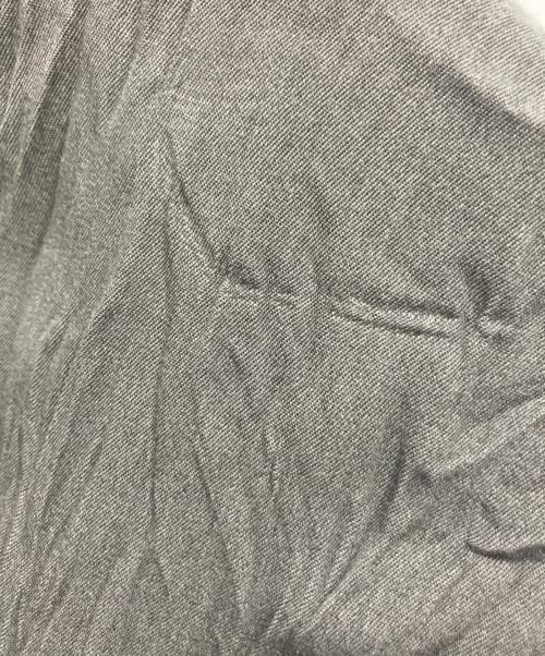 ISSEY MIYAKE（イッセイミヤケ）ISSEY MIYAKE (イッセイミヤケ) ベスト グレー サイズ:Lの古着・服飾アイテム