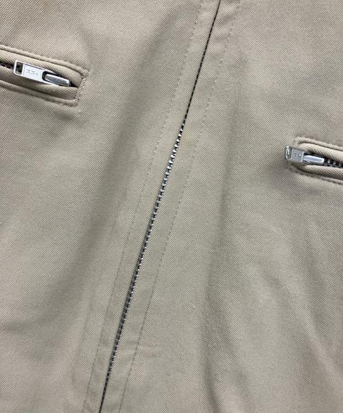 ISSEY MIYAKE（イッセイミヤケ）ISSEY MIYAKE (イッセイミヤケ) スタンドカラージャケット ベージュ サイズ:2の古着・服飾アイテム