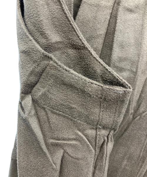 ISSEY MIYAKE（イッセイミヤケ）ISSEY MIYAKE (イッセイミヤケ) ノースリーブシャツ ブラウン サイズ:Mの古着・服飾アイテム