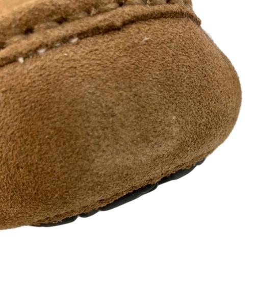 UGG（アグ）UGG (アグ) モカシンシューズ ブラウン サイズ:28の古着・服飾アイテム