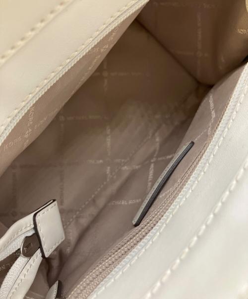 MICHAEL KORS（マイケルコース）MICHAEL KORS (マイケルコース) 2WAYバッグ ホワイトの古着・服飾アイテム