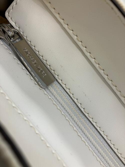 MICHAEL KORS（マイケルコース）MICHAEL KORS (マイケルコース) 2WAYバッグ ホワイトの古着・服飾アイテム