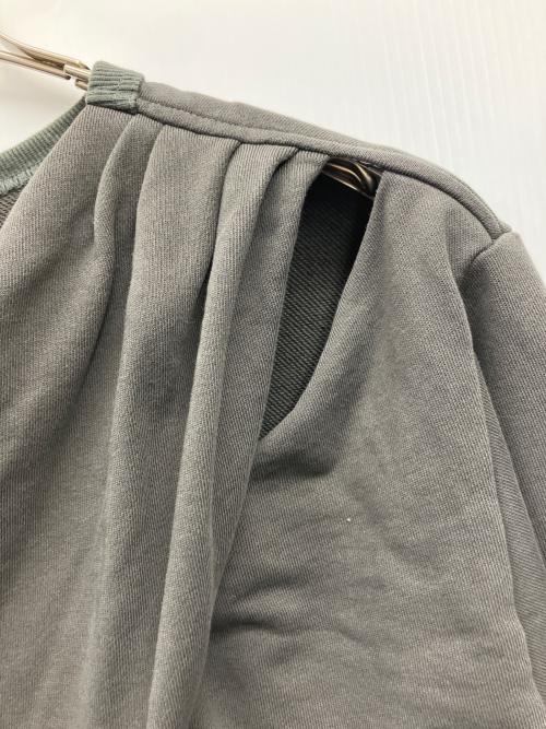MAISON SPECIAL（メゾンスペシャル）MAISON SPECIAL (メゾンスペシャル) ツイストカットオフスウェットトップ グレー サイズ:Fの古着・服飾アイテム