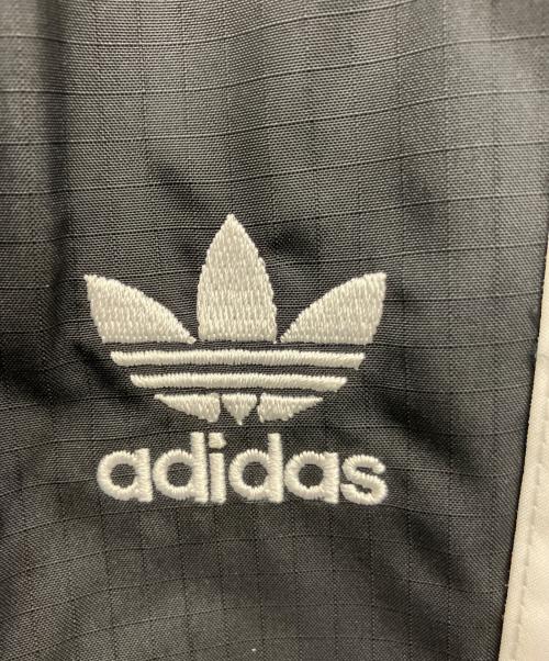 adidas Originals（アディダスオリジナル）adidas originals (アディダスオリジナル) トラックパンツ ブラック×ホワイト サイズ:Sの古着・服飾アイテム