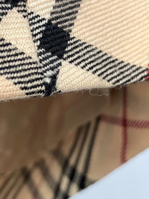 BURBERRY BLUE LABEL（バーバリー ブルー レーベル）BURBERRY BLUE LABEL (バーバリー ブルー レーベル) スカート ベージュ サイズ:38の古着・服飾アイテム