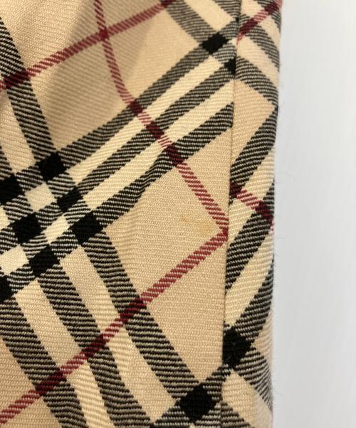 BURBERRY BLUE LABEL（バーバリー ブルー レーベル）BURBERRY BLUE LABEL (バーバリー ブルー レーベル) スカート ベージュ サイズ:38の古着・服飾アイテム