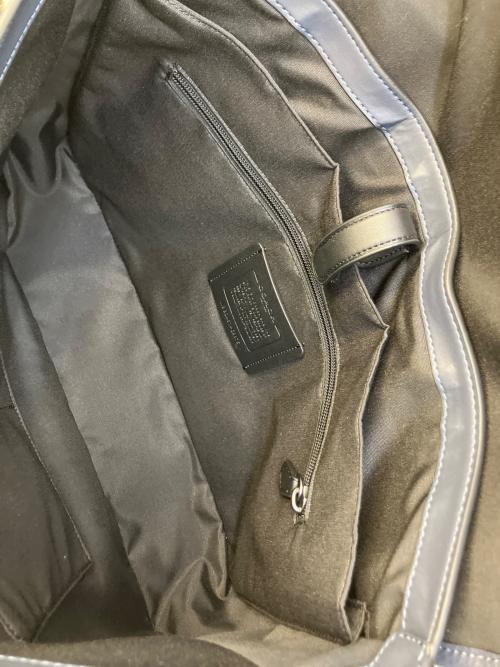 COACH（コーチ）COACH (コーチ) サリバン ポートフォリオ ブリーフ ネイビーの古着・服飾アイテム