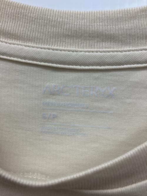 ARC'TERYX（アークテリクス）ARC'TERYX (アークテリクス) 長袖カットソー ベージュ サイズ:Sの古着・服飾アイテム