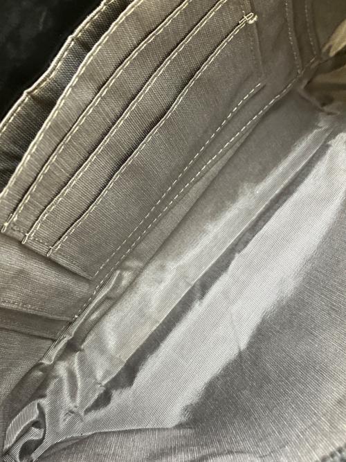 iii sanpo（サンポー）iii sanpo (サンポー) ハンドバッグ ブラックの古着・服飾アイテム