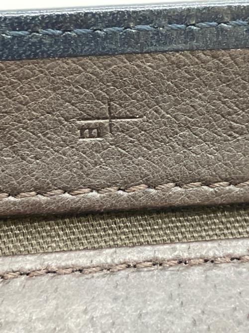 M+（エムピウ）ｍ+ (エムピウ) 3つ折り財布 ネイビーの古着・服飾アイテム