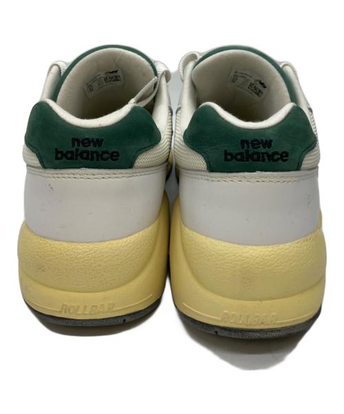 NEW BALANCE（ニューバランス）NEW BALANCE (ニューバランス) ローカットスニーカー ホワイト×グリーン サイズ:28の古着・服飾アイテム
