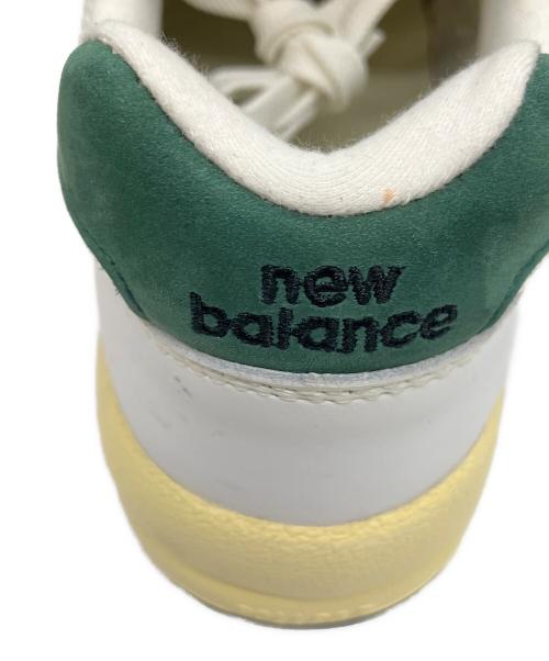 NEW BALANCE（ニューバランス）NEW BALANCE (ニューバランス) ローカットスニーカー ホワイト×グリーン サイズ:28の古着・服飾アイテム