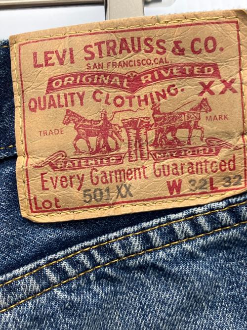 LEVI'S（リーバイス）LEVI'S (リーバイス) デニムパンツ ブルー サイズ: W32×L32の古着・服飾アイテム