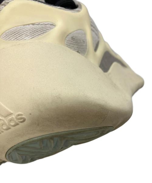adidas（アディダス）adidas (アディダス) YEEZY 700 V3 Azael アイボリー サイズ:28の古着・服飾アイテム