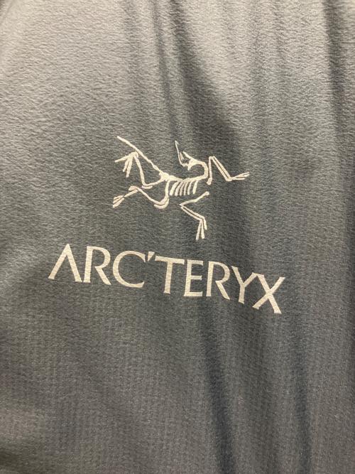 ARC'TERYX（アークテリクス）ARC'TERYX (アークテリクス) 中綿ジャケット ネイビー サイズ:Sの古着・服飾アイテム