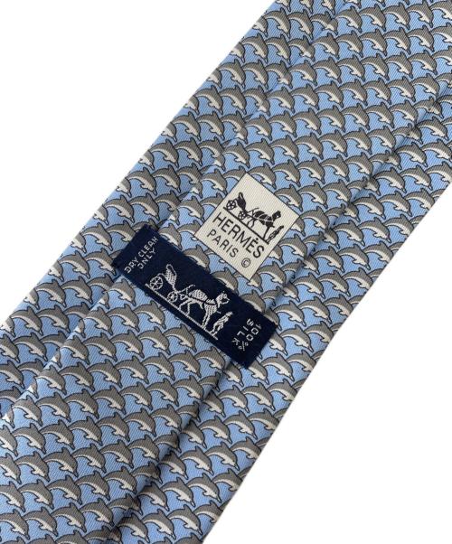 HERMES（エルメス）HERMES (エルメス) 総柄シルクネクタイ ブルー×グレー サイズ:-の古着・服飾アイテム