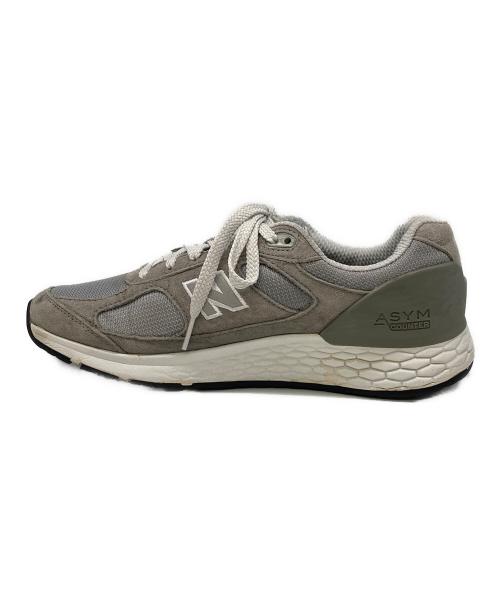 NEW BALANCE（ニューバランス）NEW BALANCE (ニューバランス) ローカットスニーカー グレー×ホワイト サイズ:26.5の古着・服飾アイテム
