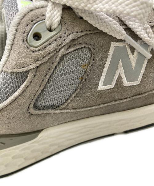 NEW BALANCE（ニューバランス）NEW BALANCE (ニューバランス) ローカットスニーカー グレー×ホワイト サイズ:26.5の古着・服飾アイテム