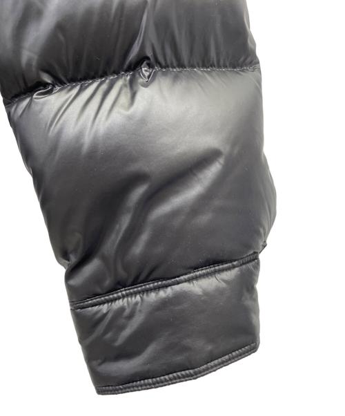 BLACK LABEL CRESTBRIDGE（ブラックレーベル クレストブリッジ）BLACK LABEL CRESTBRIDGE (ブラックレーベル クレストブリッジ) ダウンジャケット ブラック×レッド サイズ:Ｍの古着・服飾アイテム