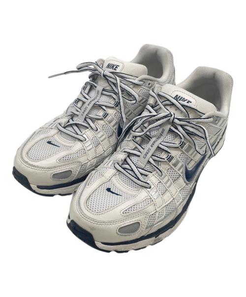 NIKE（ナイキ）NIKE (ナイキ) ローカットスニーカー ホワイト×ネイビー サイズ:27の古着・服飾アイテム