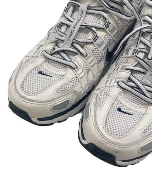 NIKE（ナイキ）NIKE (ナイキ) ローカットスニーカー ホワイト×ネイビー サイズ:27の古着・服飾アイテム