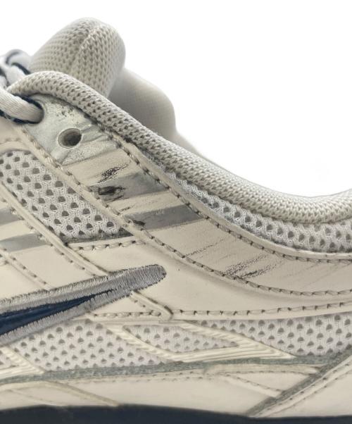 NIKE（ナイキ）NIKE (ナイキ) ローカットスニーカー ホワイト×ネイビー サイズ:27の古着・服飾アイテム