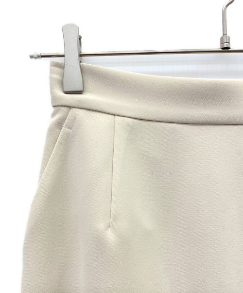 anuans（アニュアンス）anuans (アニュアンス) フリンジタイトスカート アイボリー サイズ:Sの古着・服飾アイテム