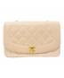 CHANEL（シャネル）の古着「ダイアナチェーンショルダーバッグ」｜ベージュ