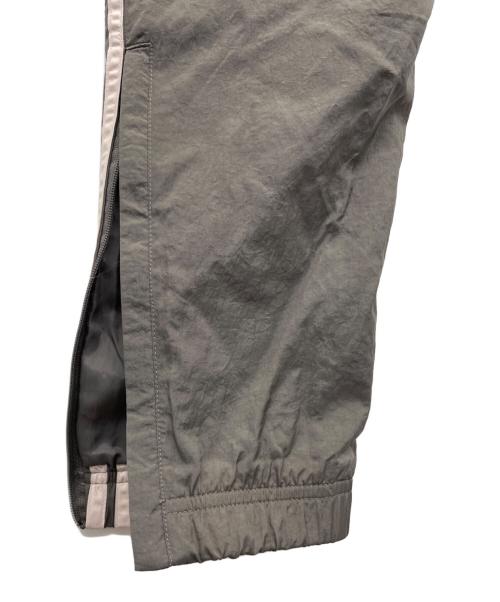 adidas（アディダス）adidas (アディダス) トラックパンツ ブラウン サイズ:Mの古着・服飾アイテム