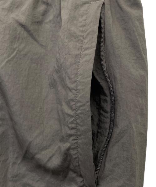 adidas（アディダス）adidas (アディダス) トラックパンツ ブラウン サイズ:Mの古着・服飾アイテム