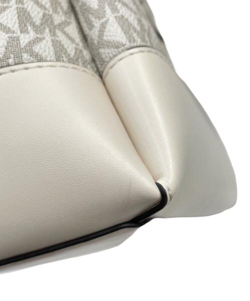 MICHAEL KORS（マイケル・コース）MICHAEL KORS (マイケルコース) Reed Large Signature Logo Satchel（リード ラージ シグネチャー ロゴ サッチェル）の古着・服飾アイテム