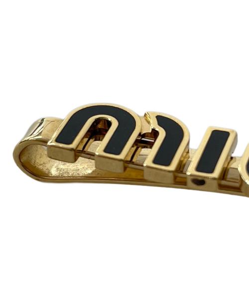 MIU MIU（ミュウミュウ）MIU MIU (ミュウミュウ) エナメルメタル ヘアクリップ ブラック×ゴールドの古着・服飾アイテム