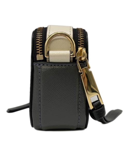 MARC JACOBS（マークジェイコブズ）MARC JACOBS (マークジェイコブス) ショルダーバッグ ブラック×アイボリーの古着・服飾アイテム