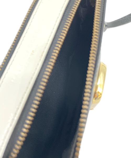 MARC JACOBS（マークジェイコブズ）MARC JACOBS (マークジェイコブス) ショルダーバッグ ブラック×アイボリーの古着・服飾アイテム