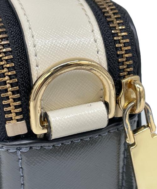 MARC JACOBS（マークジェイコブズ）MARC JACOBS (マークジェイコブス) ショルダーバッグ ブラック×アイボリーの古着・服飾アイテム